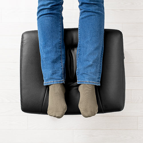 オットマン リラックス足置き台 ストッパー付きキャスター仕様 角度