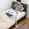 【アウトレット】ベットサイドデスク(プレゼンデスク・ノートパソコンスタンド・高さ700～840mm・ガス圧昇降調整・ホワイト)